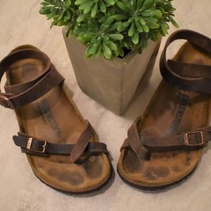 Birkenstock: Yara